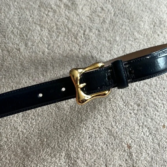 NWT Liz Claiborne navy belt Liz Claiborne | Accessories | Navy Leather Belt | Poshmark main image 3